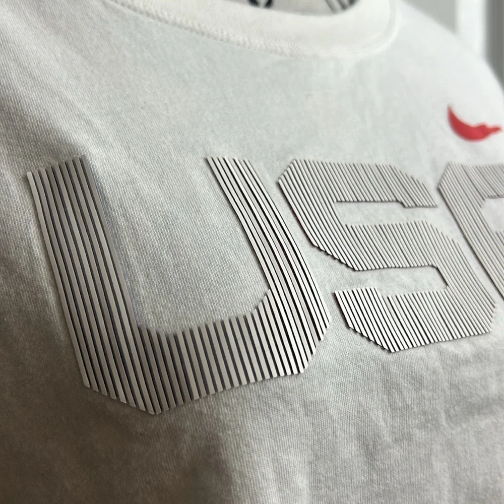 Nike The Nike Tee White Crop Top USA Raised‎ Lettering L